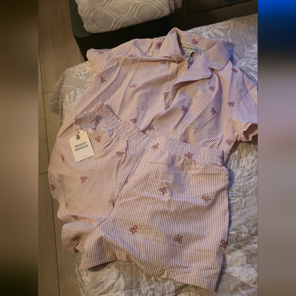 Indigo - Cute Pajama Shirt and Shorts Set - Pink and White Stripes